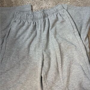 ALO Yoga Heather Gray Joggers